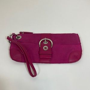 Bath & Body Works Genuine Leather Wristlet in Magenta Pink